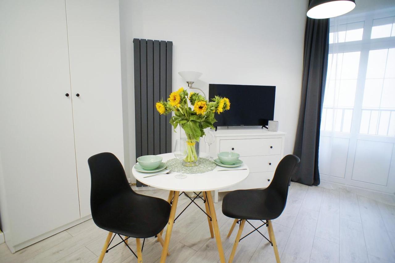 Modern Apartment In The City Center Katowice Extérieur photo