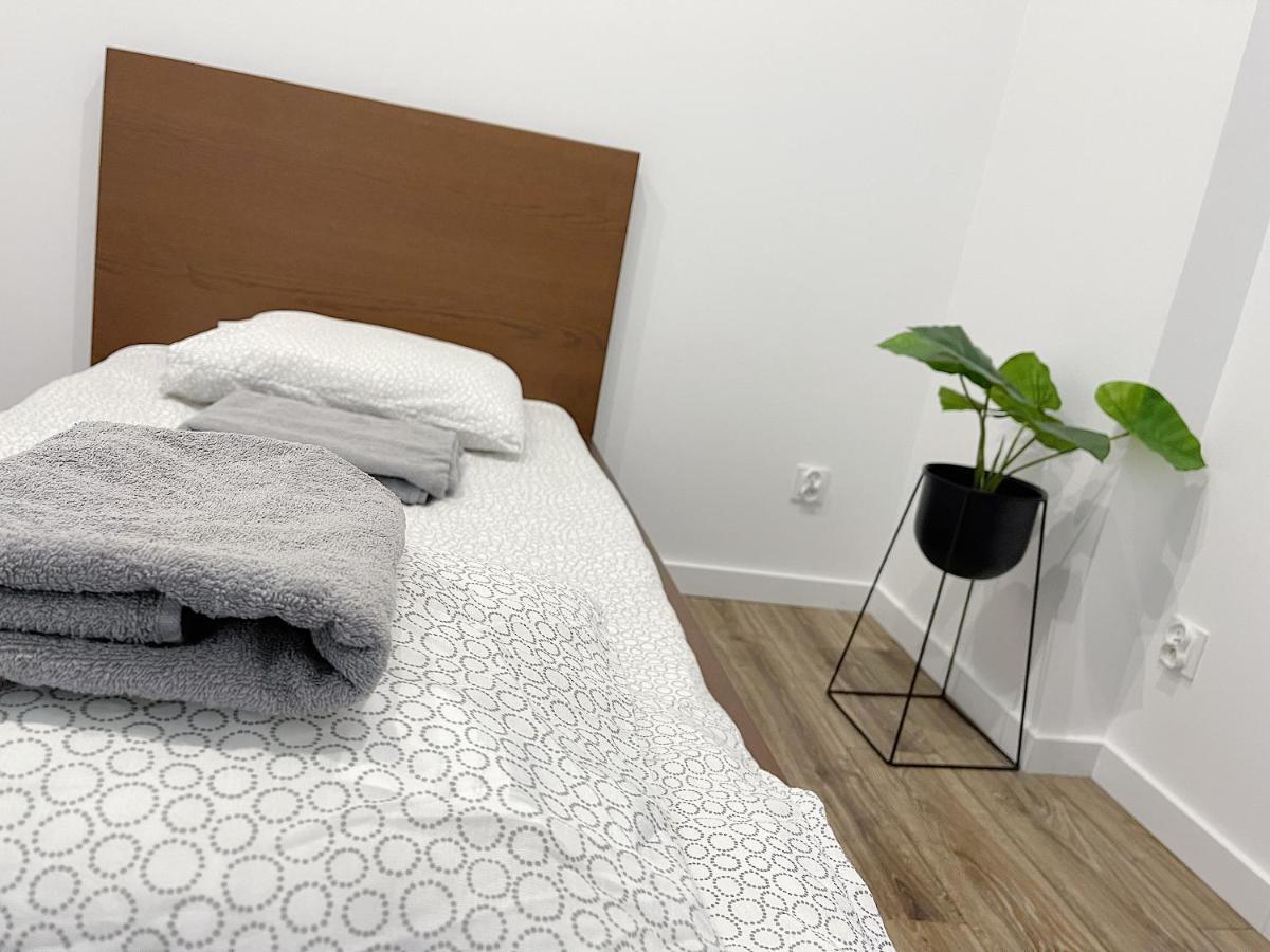 Modern Apartment In The City Center Katowice Extérieur photo